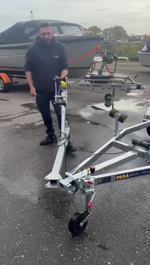 Pega Trailer inklapbare dissel