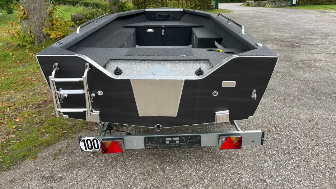 Brema 435V Tiller Fishing 6
