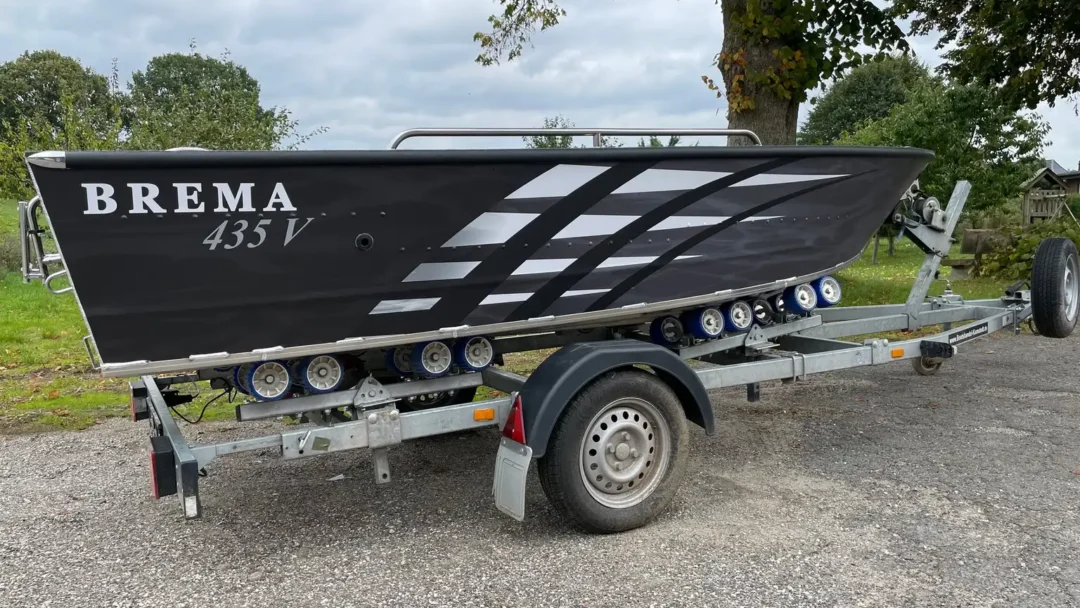 Brema 435V Tiller Fishing Plus 13