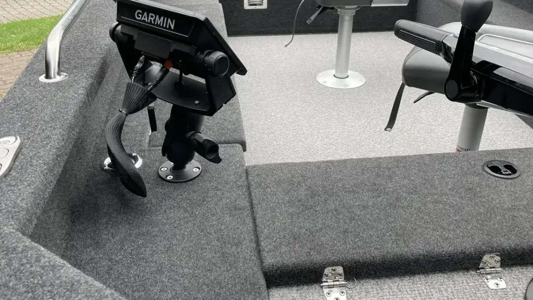Brema 450 Fishing Pro Tiller 20