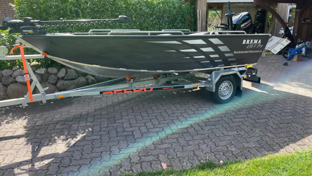 Brema 450 Fishing Pro Tiller 21