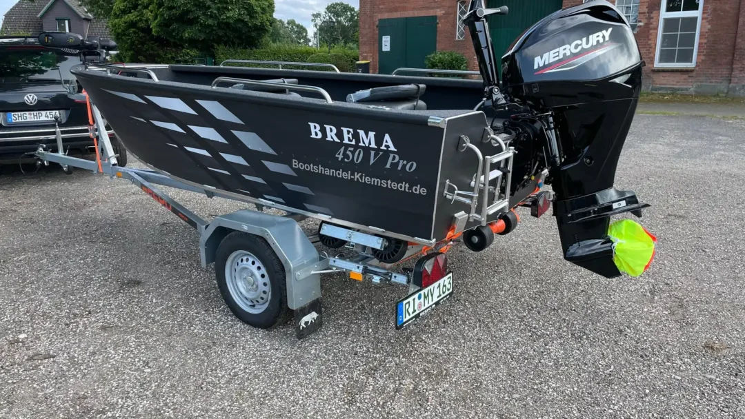 Brema 450 Fishing Pro Tiller 22