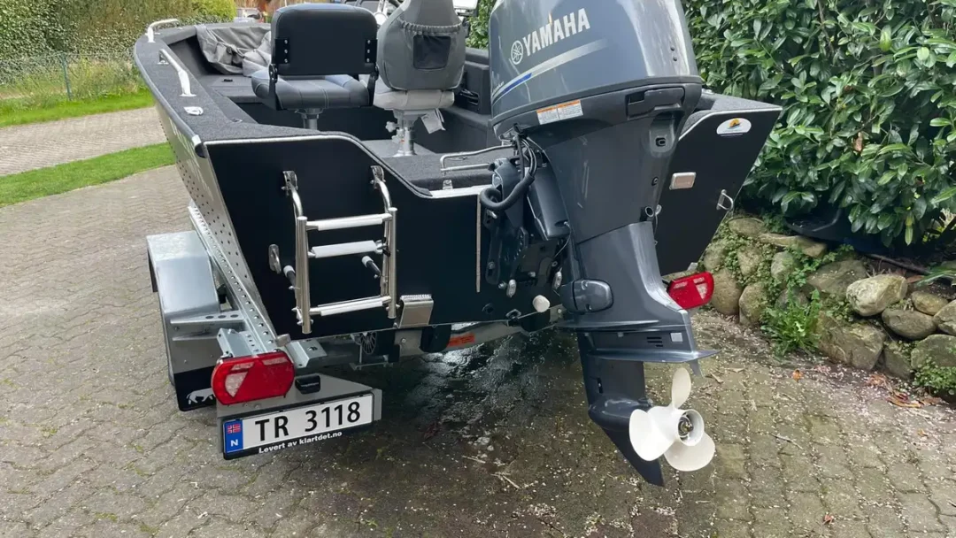 Brema 480 Fishing Pro Console 4