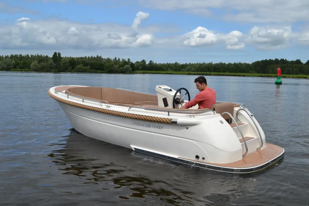 Primeur 600 Tender