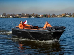 Lago Amore 595 Tender 12