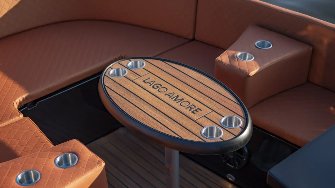 Lago Amore 595 Tender 22