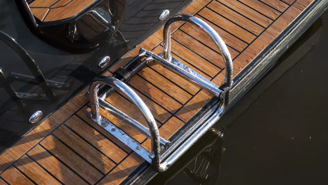 Lago Amore 595 Tender 35