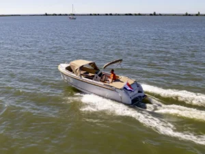 Lago Amore 606 Tender