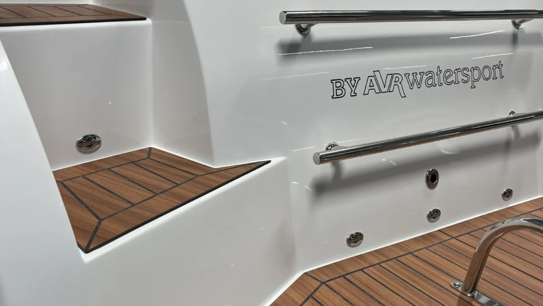Lago Amore 733 Tender 31