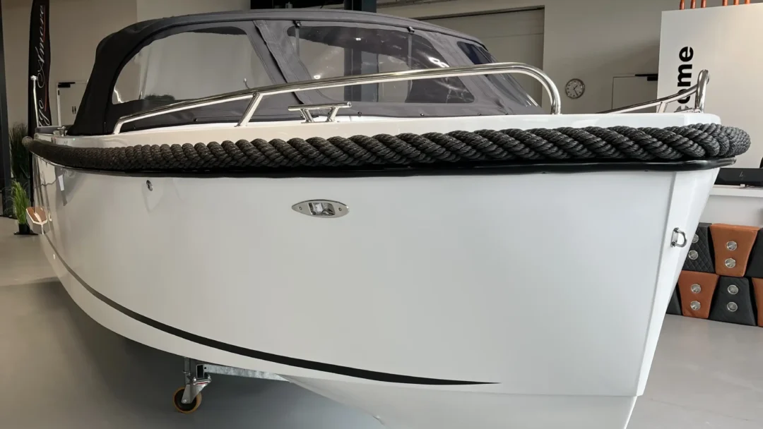 Lago Amore 733 Tender 38