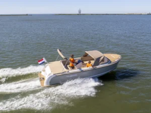 Lago Amore 733 Tender 6