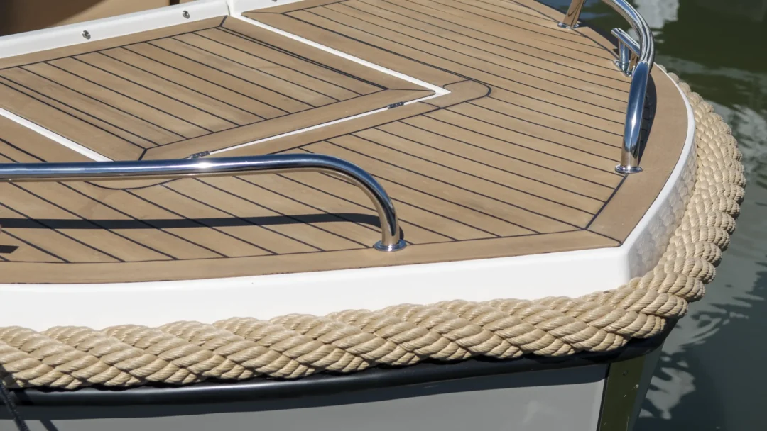 Lago Amore 733 Tender 8