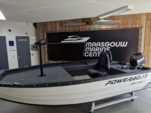 Powerboat 480 Tiller 9