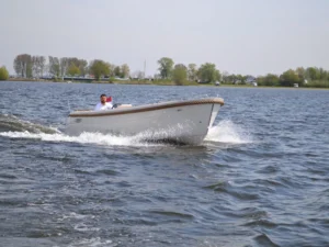 Primeur 700 Lounge 3