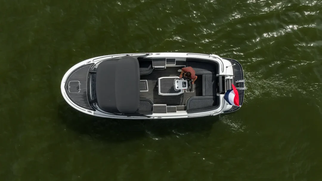 Primeur 700 Tender 4