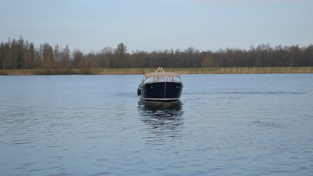 Primeur 710 Tender 4